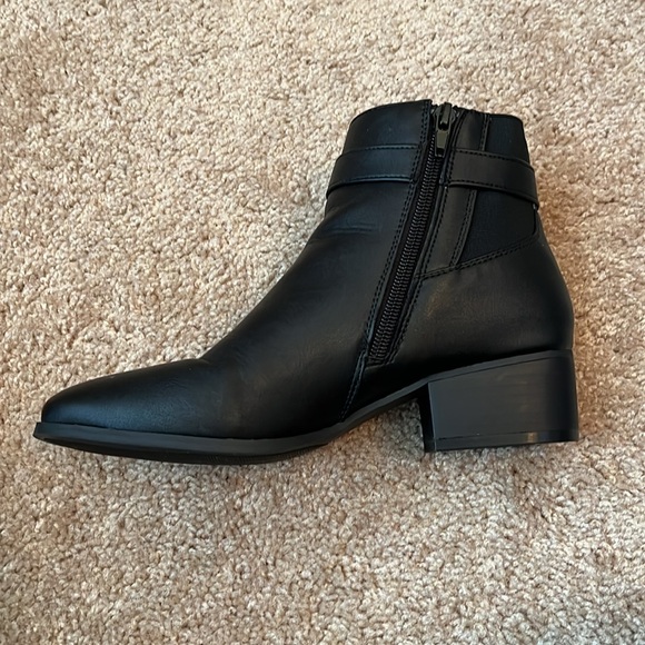 Karen Scott Booties - Picture 5 of 9